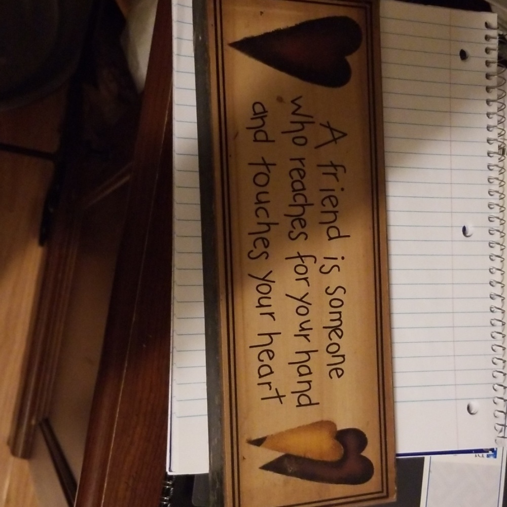 Primitive decor